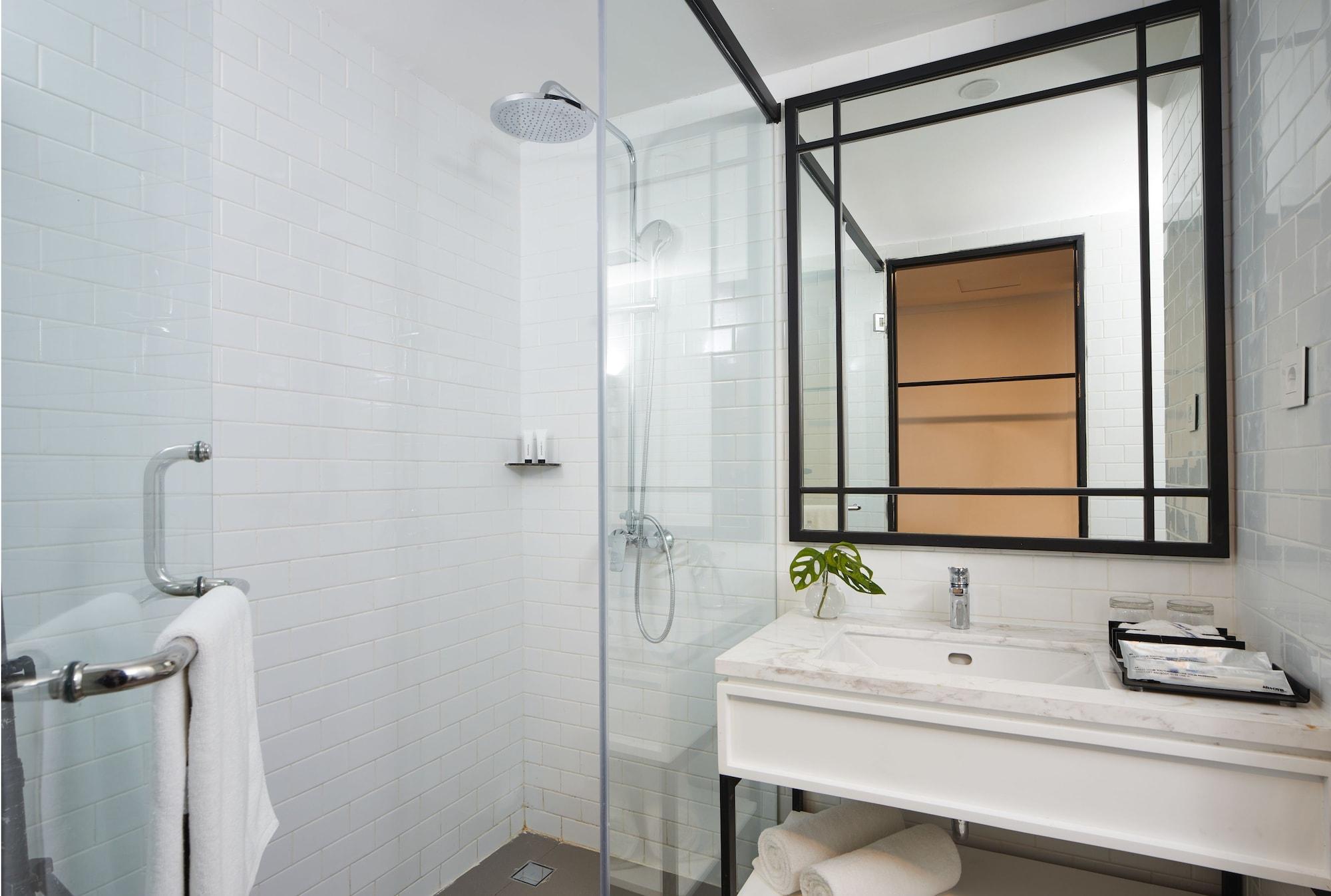De Braga, Artotel Curated Hotel Bandung